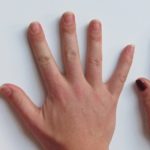 親子三世代の手のひら｜北海道十勝でありのままの自分らしい結婚、婚活に気づく語りあい学びあいの場『結婚学校』